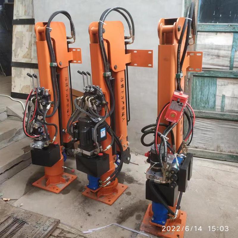 浑江区重汽蓝牌随车吊 3.2吨 国六动力强 液压驱动 农用自卸起重机